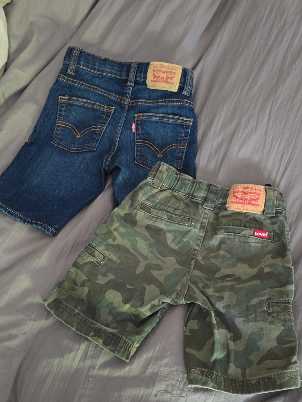 Levi's Dark Blue Denim & Green Camo Kids Shorts 2-Pack